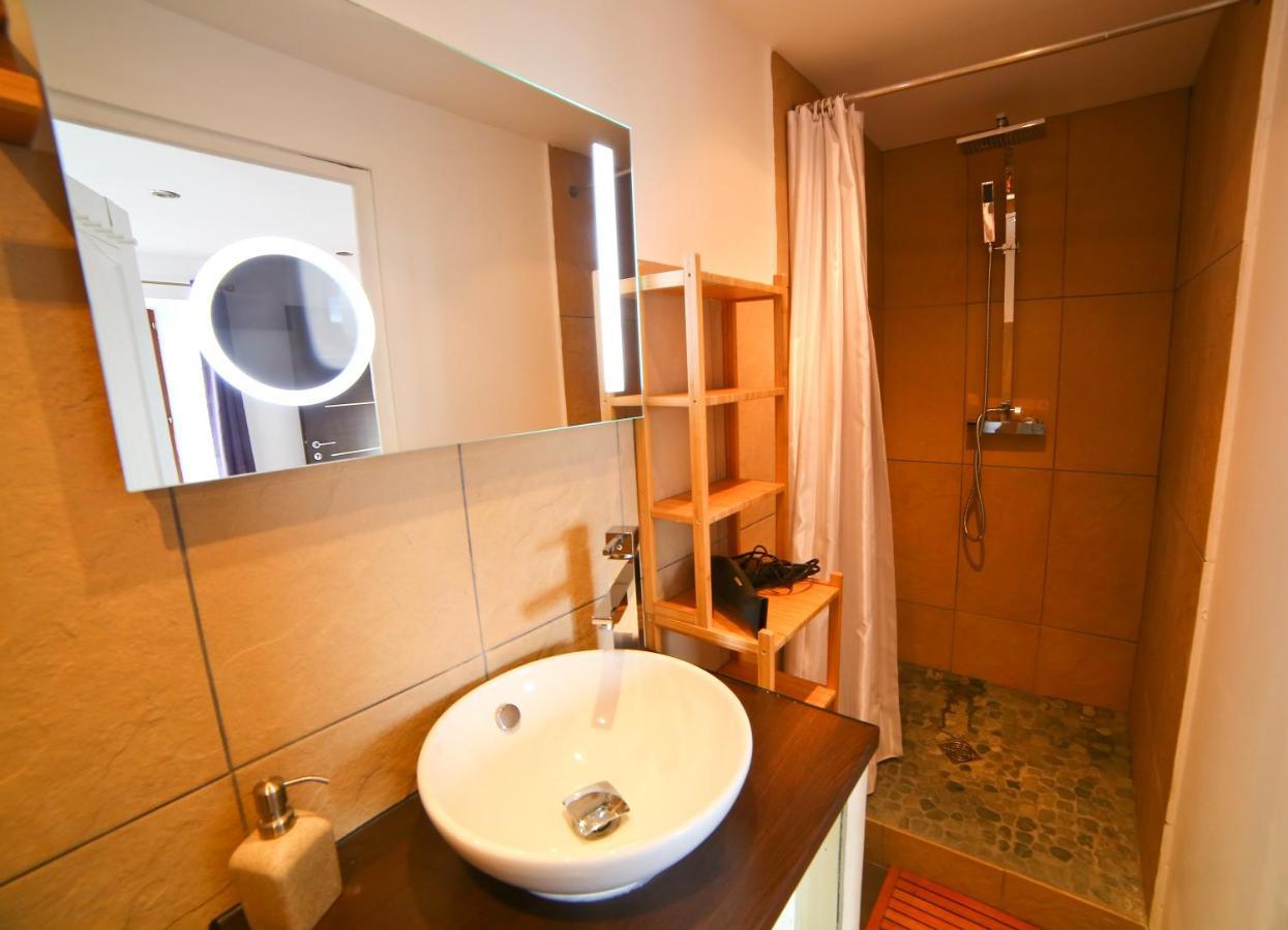 Appartement Lumineux Coeur De Station Толлон Экстерьер фото