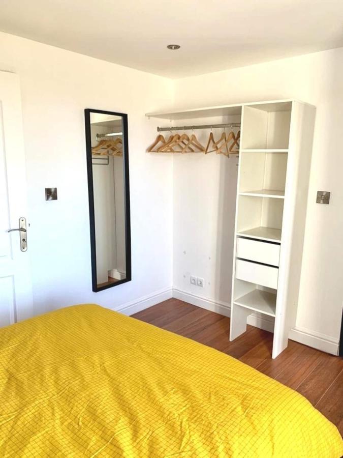 Appartement Lumineux Coeur De Station Толлон Экстерьер фото